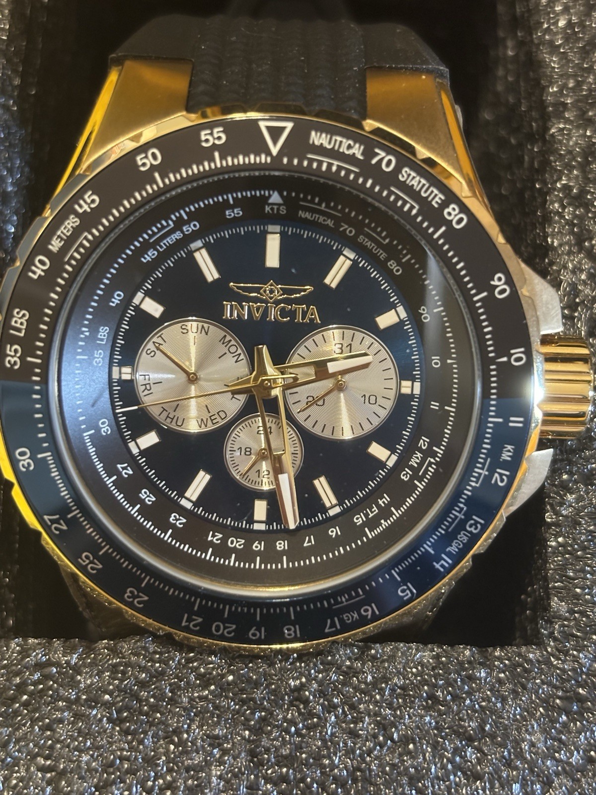 Invicta Aviator Men’s Watch Bundle w/ dive case. See Description for details.