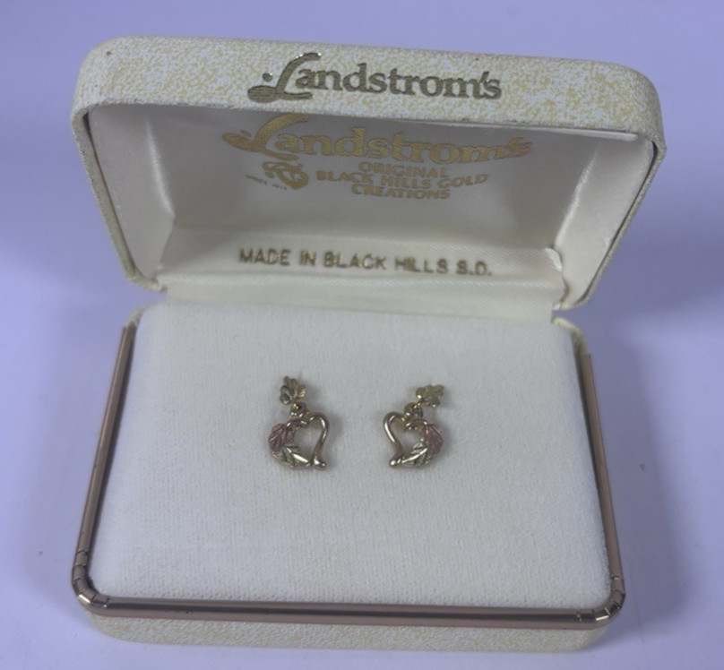 Landstrom’s Black Hills Gold Heart Dangle Earrings 10K Gold Leaves Box Papers