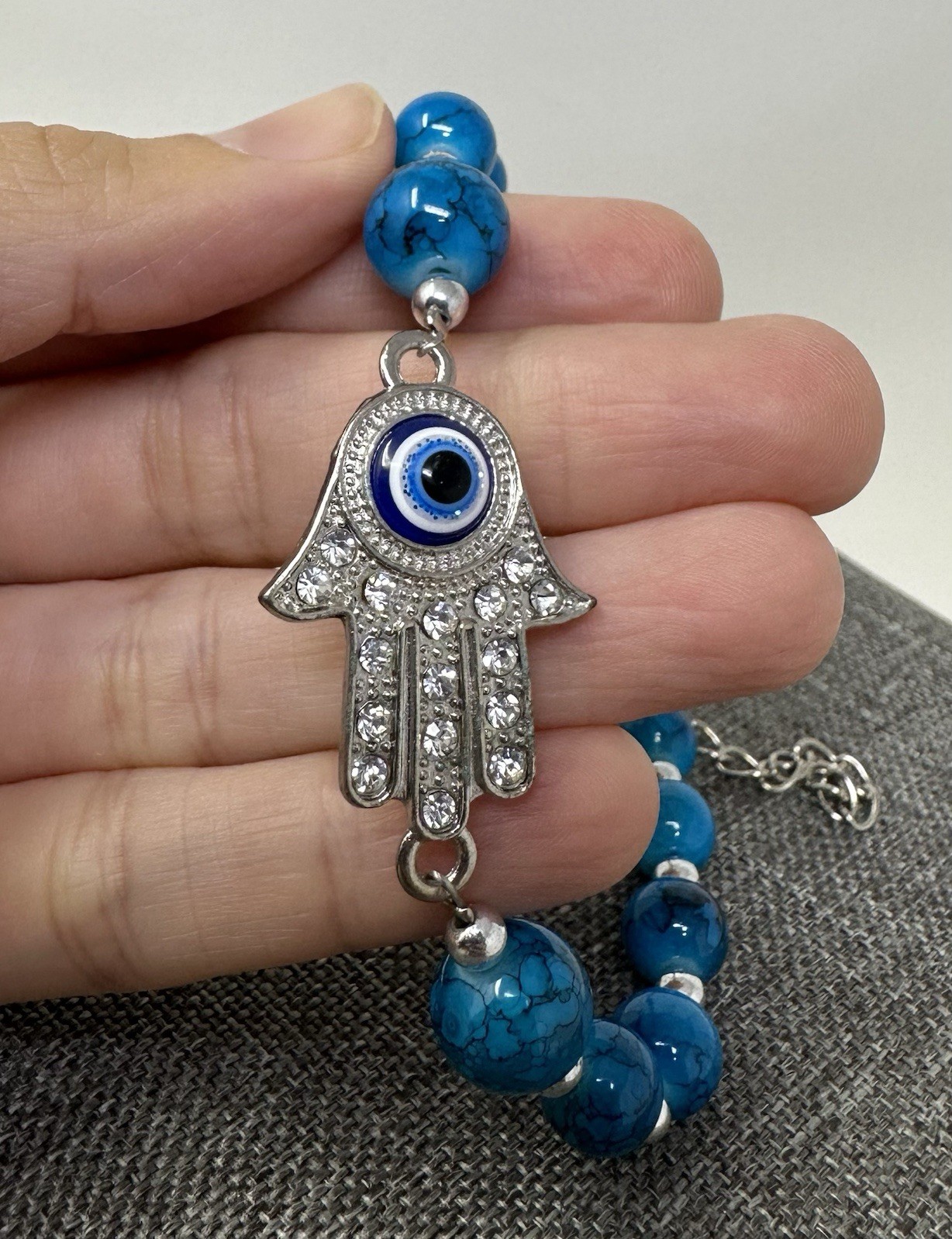 Hamsa Hand Evil Eye Bracelet – Blue Beaded Resin Charm, Adjustable 7.75–9″