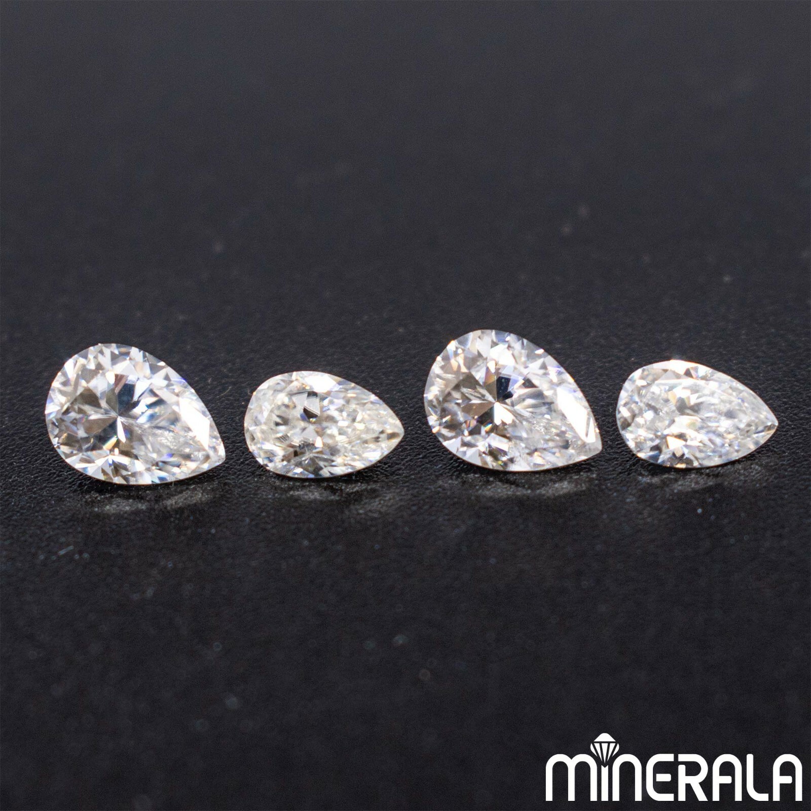 MOISSANITE PEAR SHAPE 3x5mm-4x6mm LAB DIAMOND FACETED CUT WHITE D-E VVS WP0272F