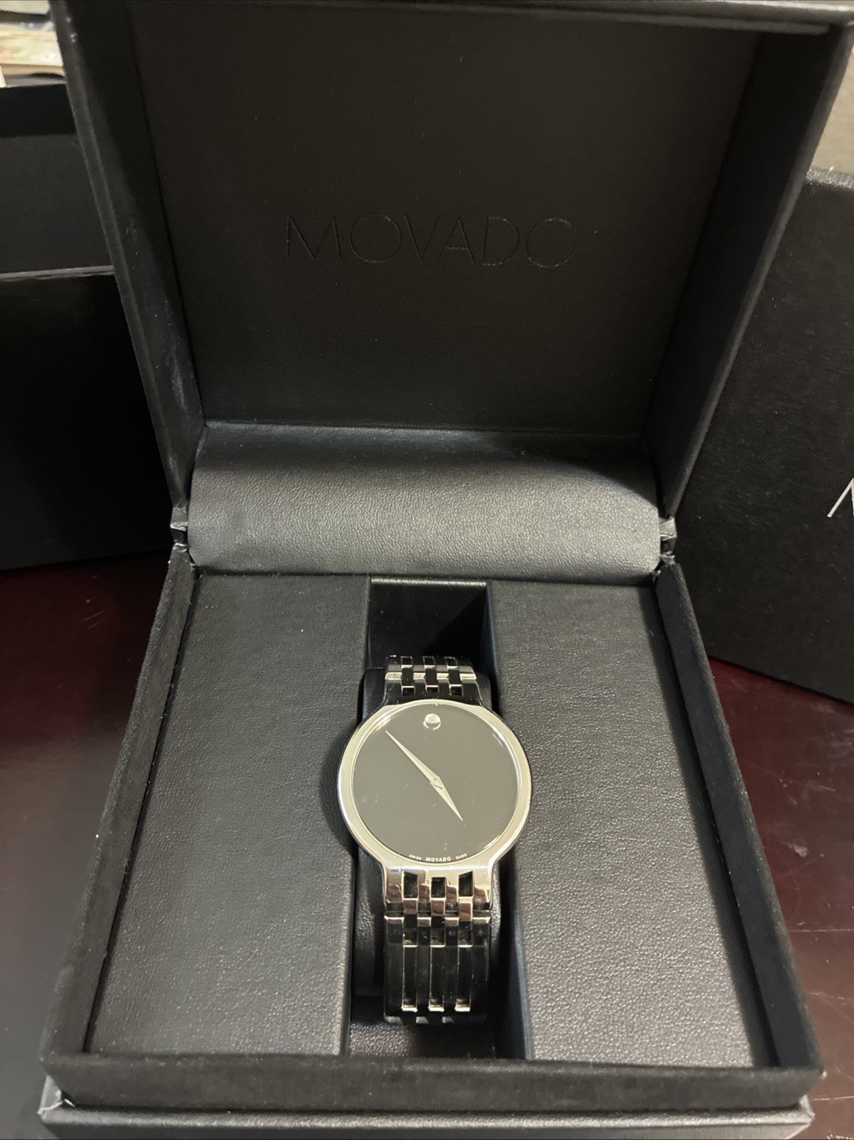 BRAND NEW MOVADO MENS MUSEUM CLASSIC SILVER DIAL STAINLESS STEEL WATCH