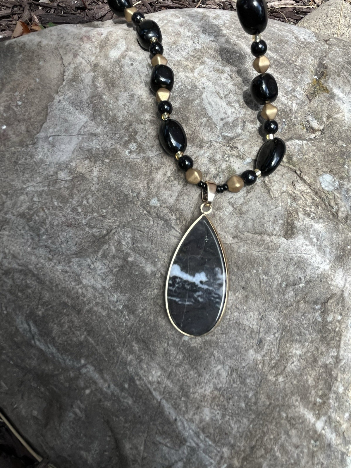 Black & Gold Zebra Jasper Pendant Necklace, Blk Agate accents ~ 23″ Handcrafted!