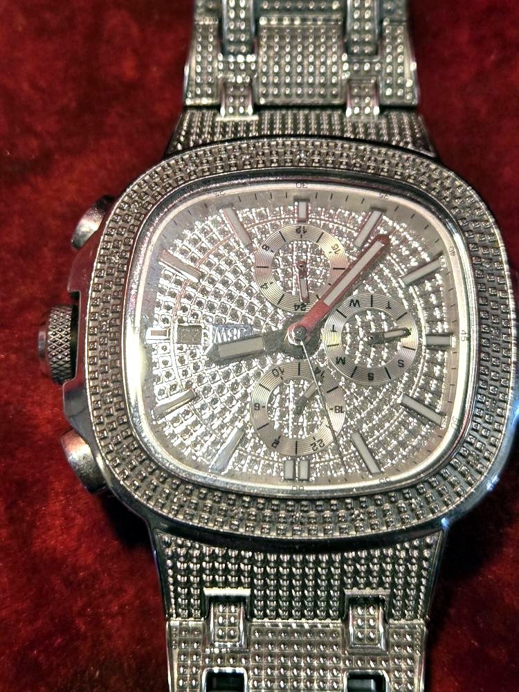 JBW Heist Watch J6380D with 20 Diamonds