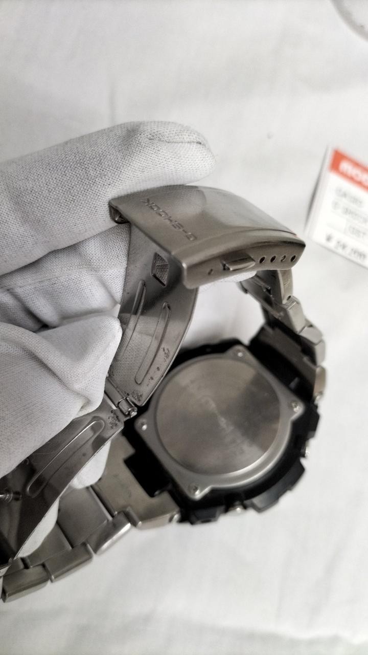 G SHOCK Body only Model GST W110D CASIO