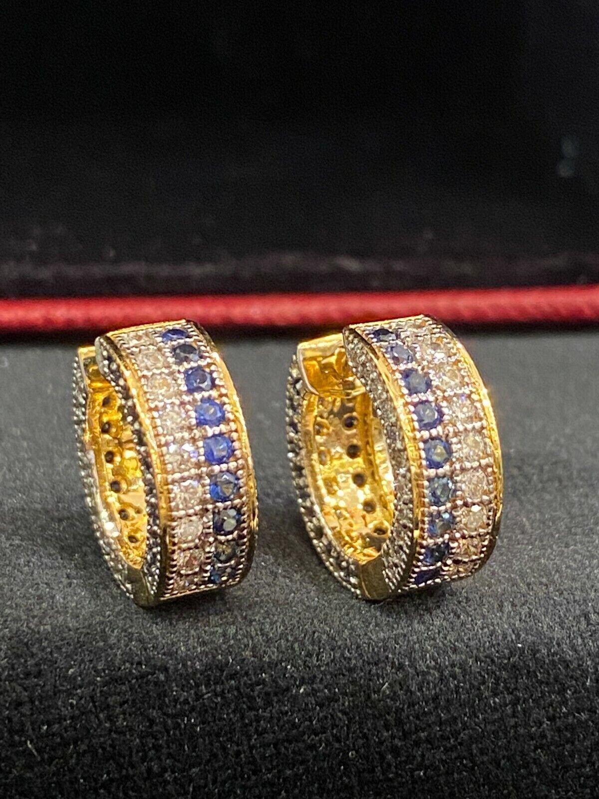 Pave 1.90 Cts Round Brilliant Cut Diamonds Sapphire Hoop Earrings In 18K Gold