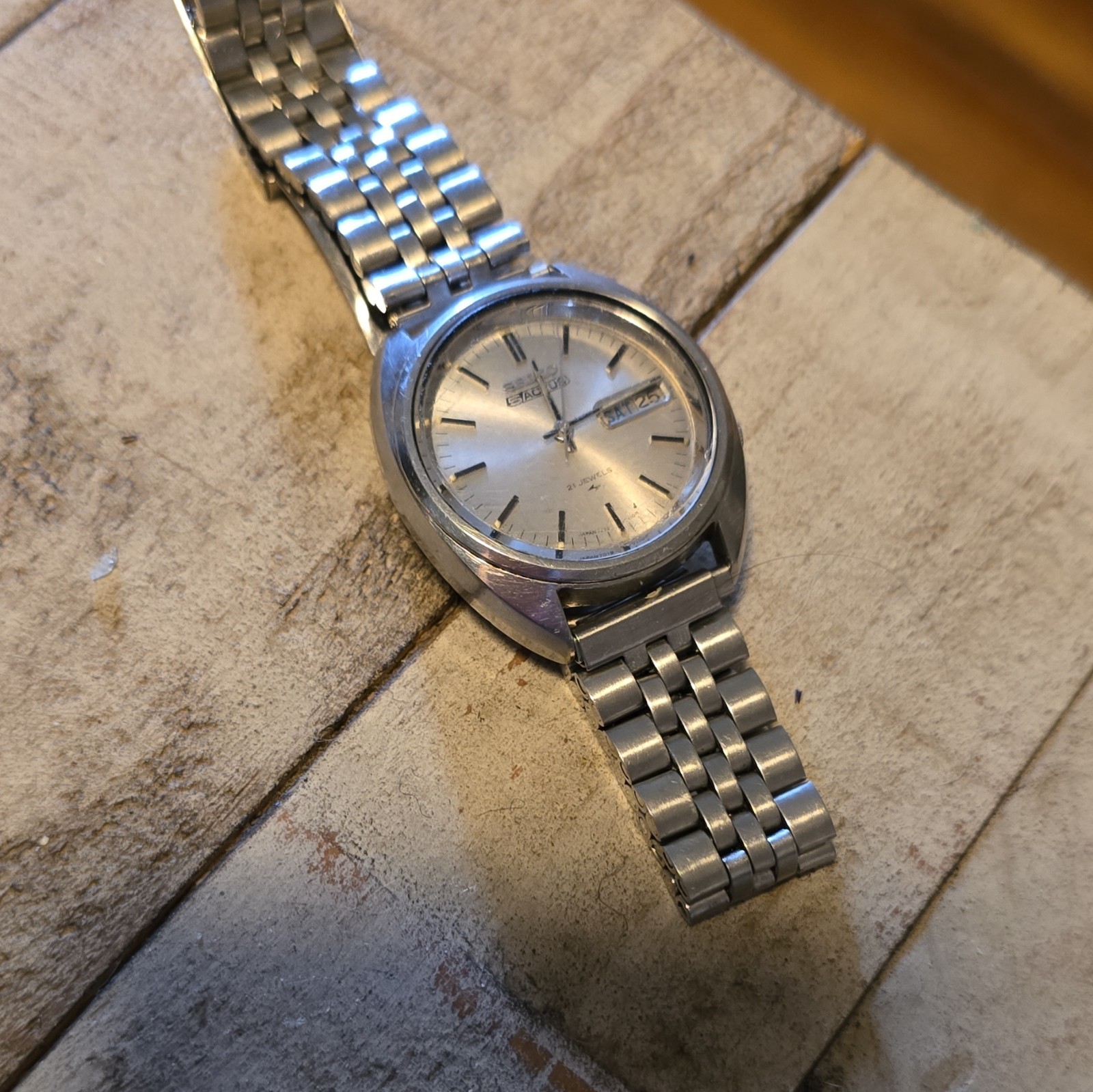 Seiko 5 Actus Men’s Automatic 21J Silver Dial Day/Date SS Bracelet Watch