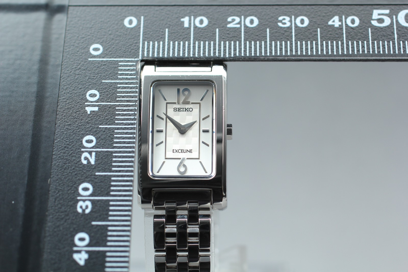Vtg 2002 [Near MINT] Seiko Exceline 1F20-0AN0 Quartz Tank Womens Watch JAPAN