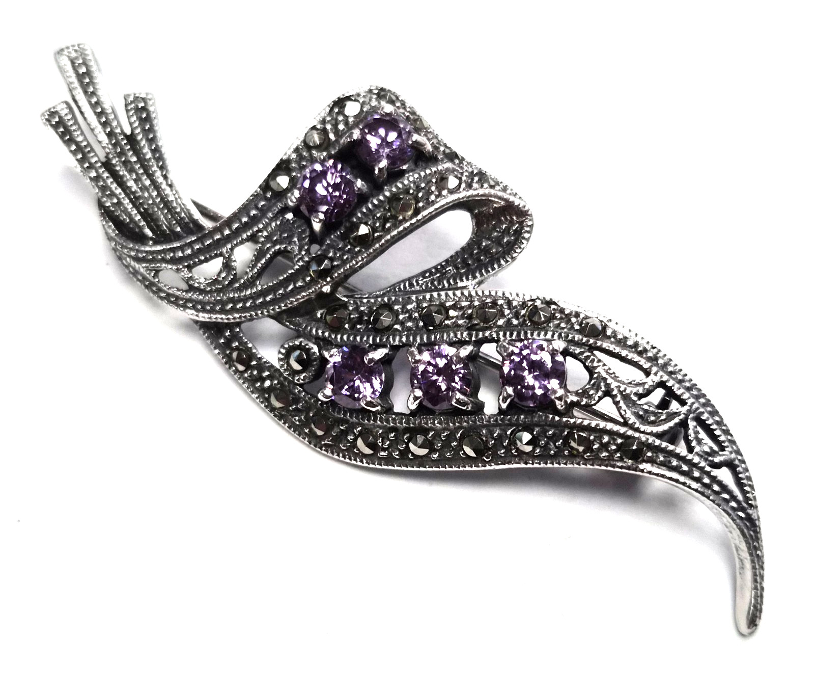 Vintage 925 Sterling Silver Amethyst & Marcasite Art Deco Style Leaf Brooch Pin