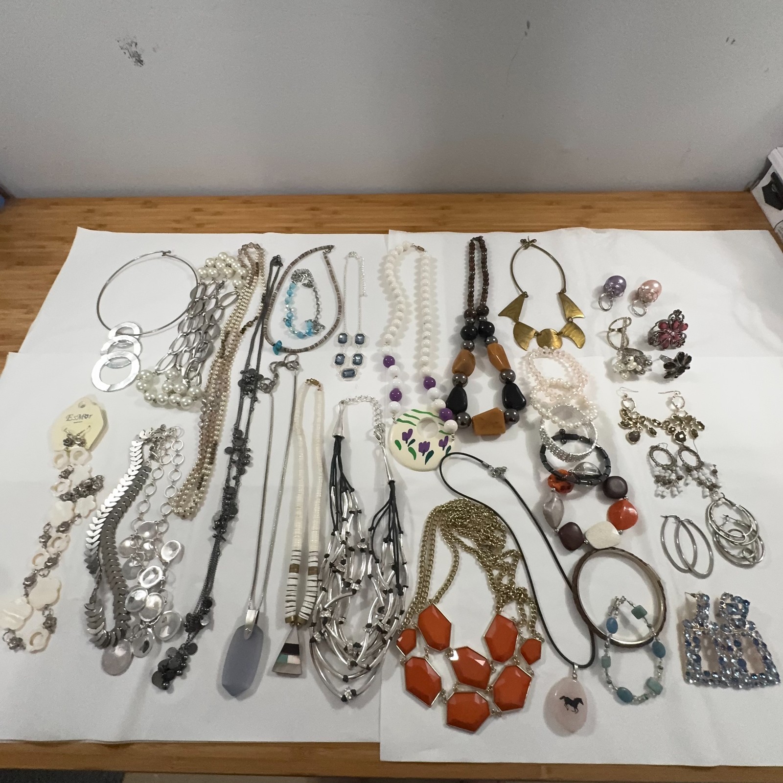 Costume Jewelry Lot – All Wearable – 2.77lbs / As Pictured