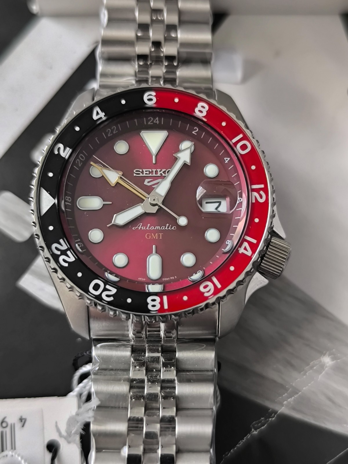 Seiko 5 Sports Asia SSK031K1 Passion Red red/black GMT (no box*)