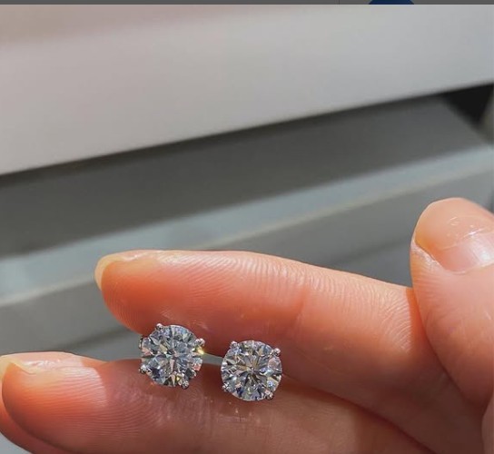 14k White Gold 2.00CT Round Cut Lab Grown/CVD Diamond Daily Wear Stud Earrings