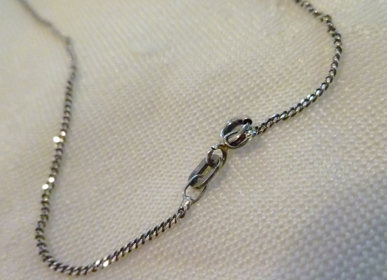 Vintage LADIES Silver NECKLACE Amethyst Glass PENDANT 925 Marks