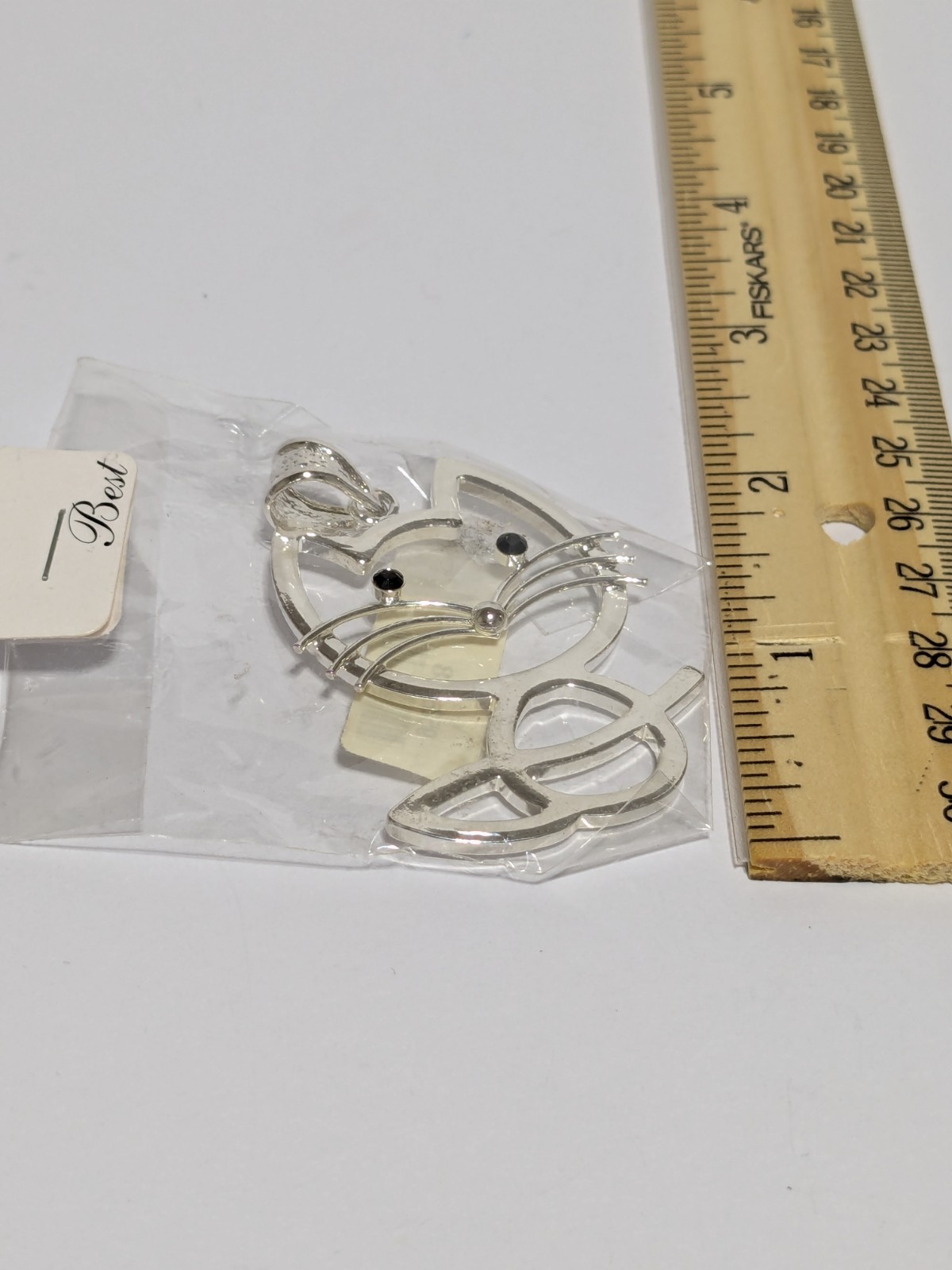 NWT Best Silver Tone Outline Cat Pendant With Black Faceted Acrylic Eyes. 2.25″