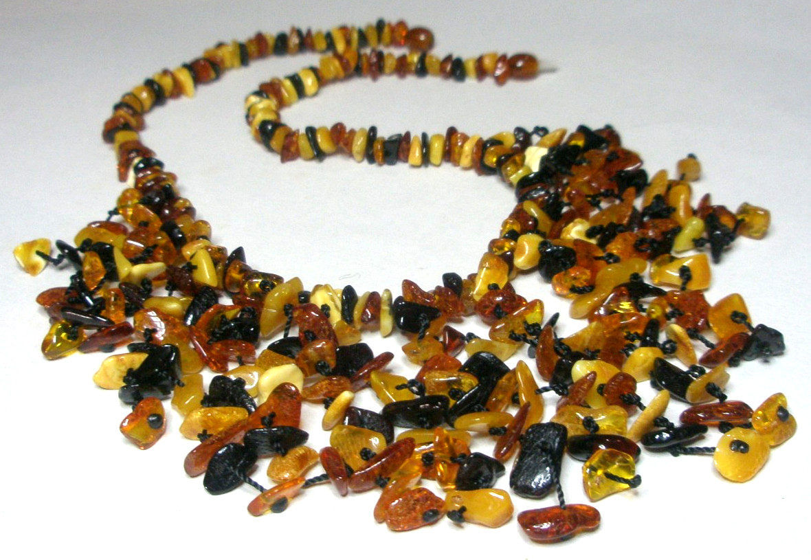 Genuine Baltic Amber Women’s Statement Necklace Multicolor 44 cm 17” 32 grams