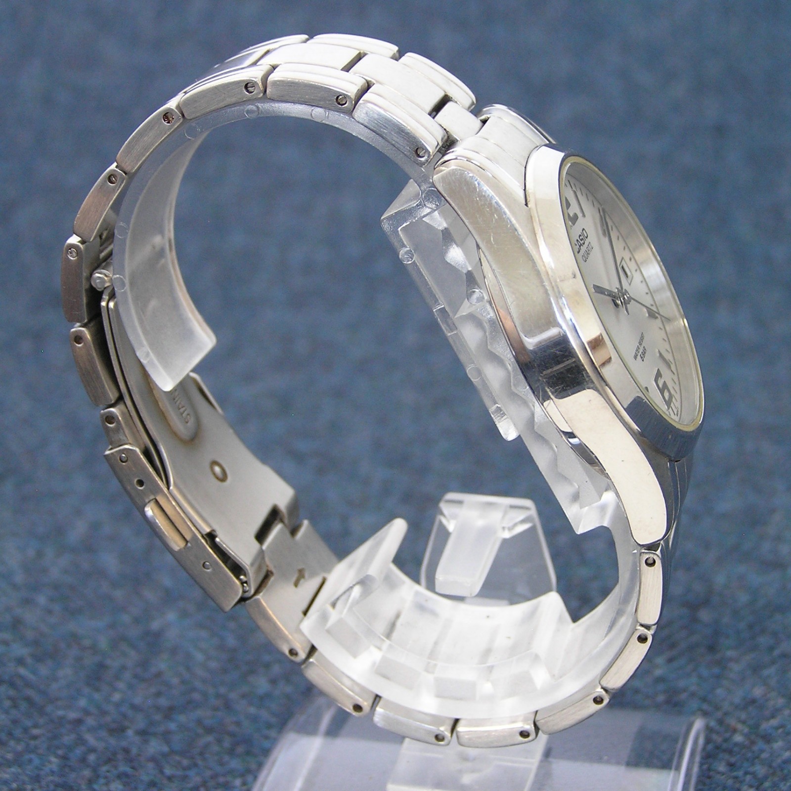 [Japan Exclusive] CASIO MTP-1181 Explorer Sport Watch Rare Japan Imported Silver