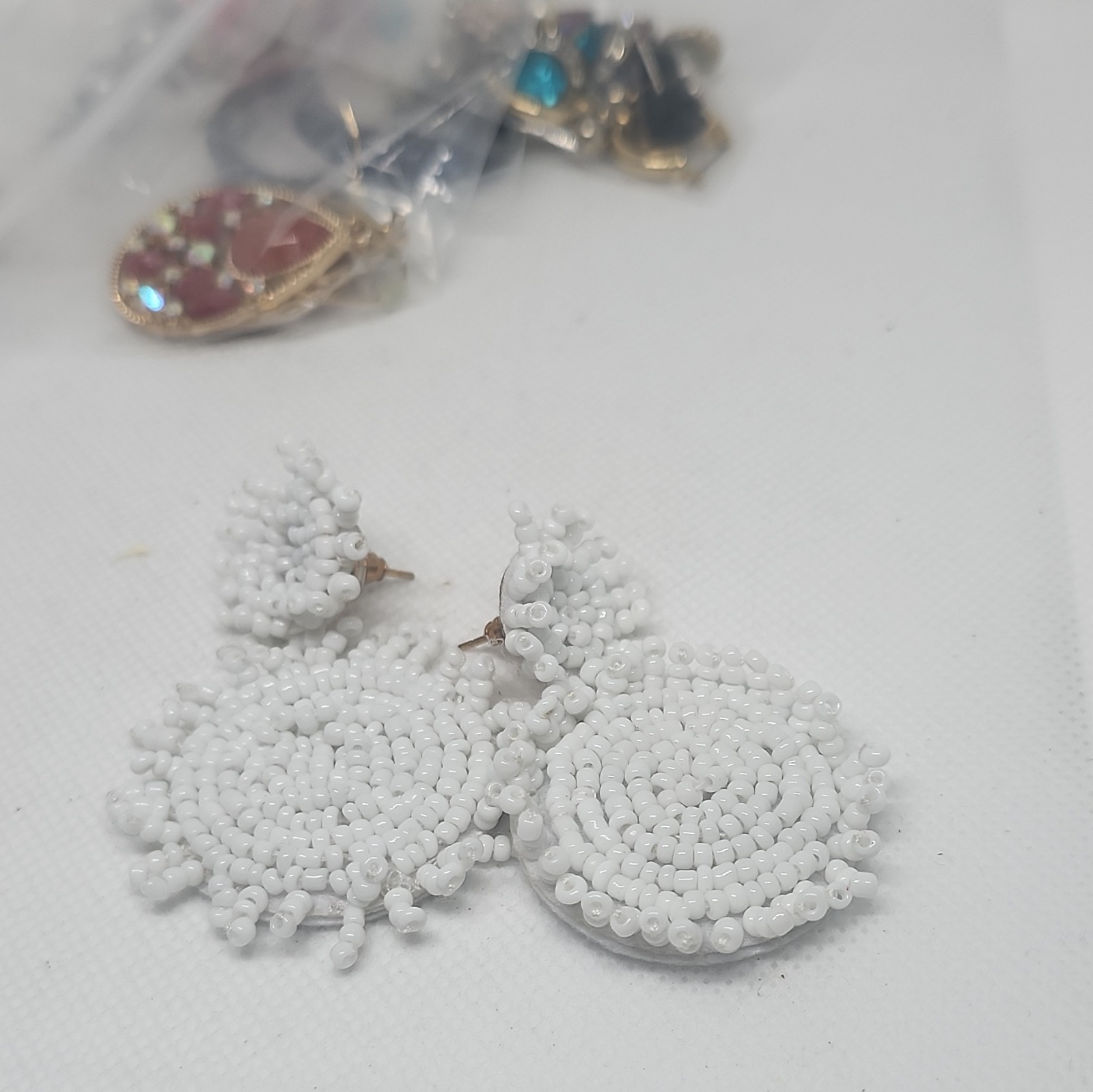 Mixed Lot Fashion Jewelry Women Earrings & Beads Metal/Plastic Rhinestone