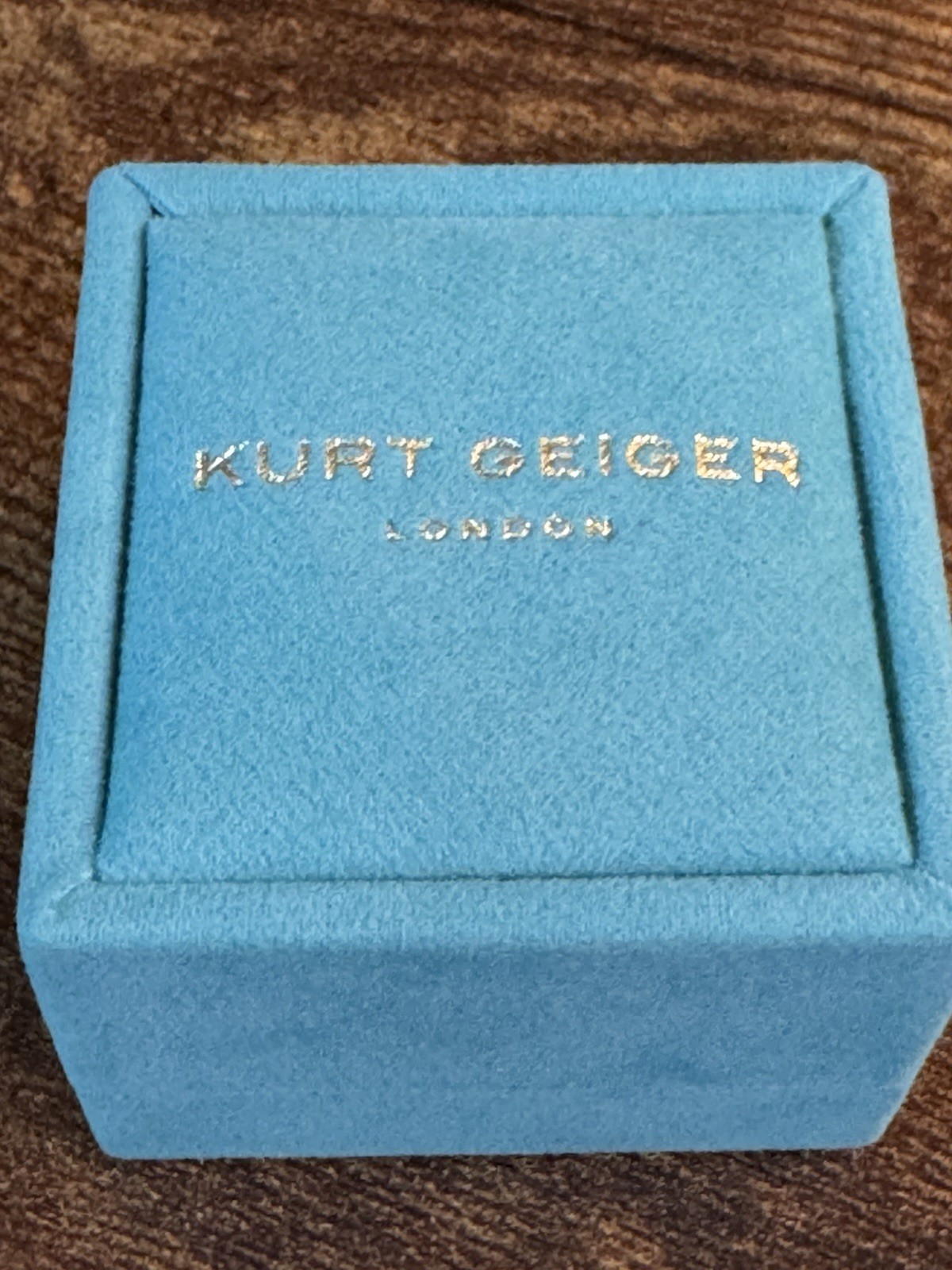 KURT GEIGER LONDON GOLD TONE EMERALD CUT COCKTAIL EAGLE HEAD RING IN ORANGE 7