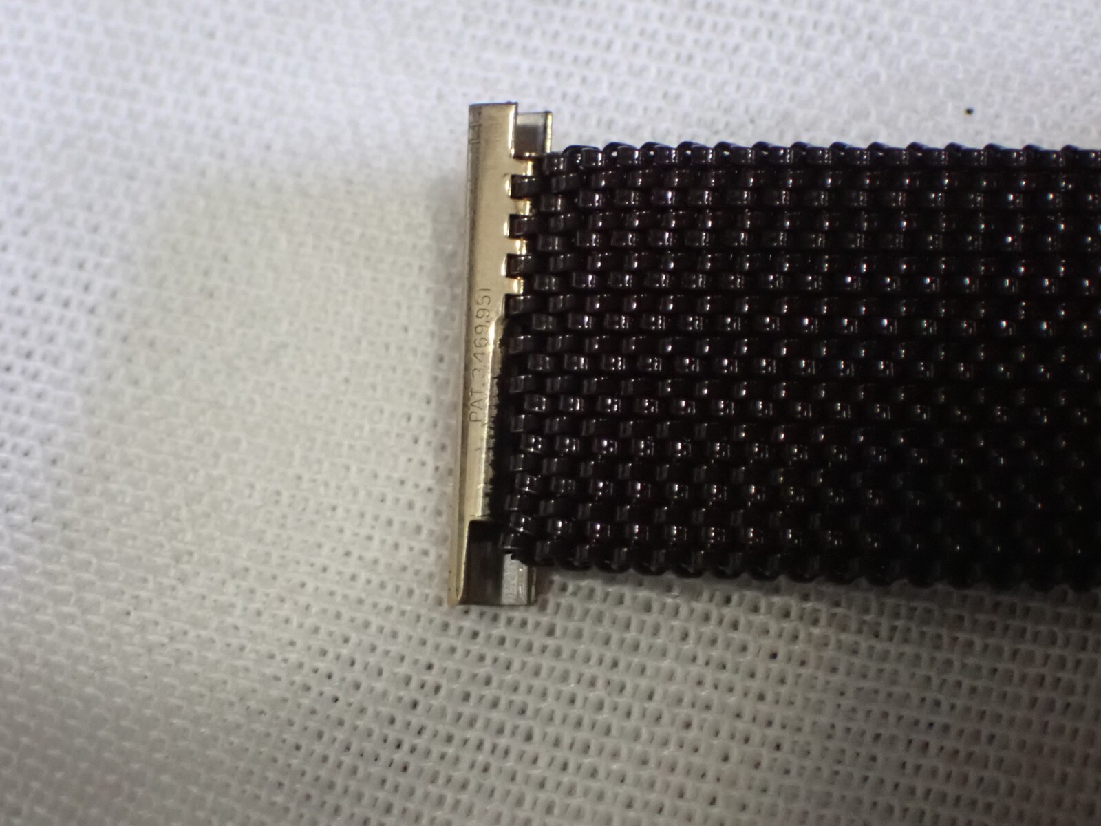 Vintage EVINGER Men’s Watch Band BROWN MESH & YELLOW 22.5 mm ends NOS 6 1/8″