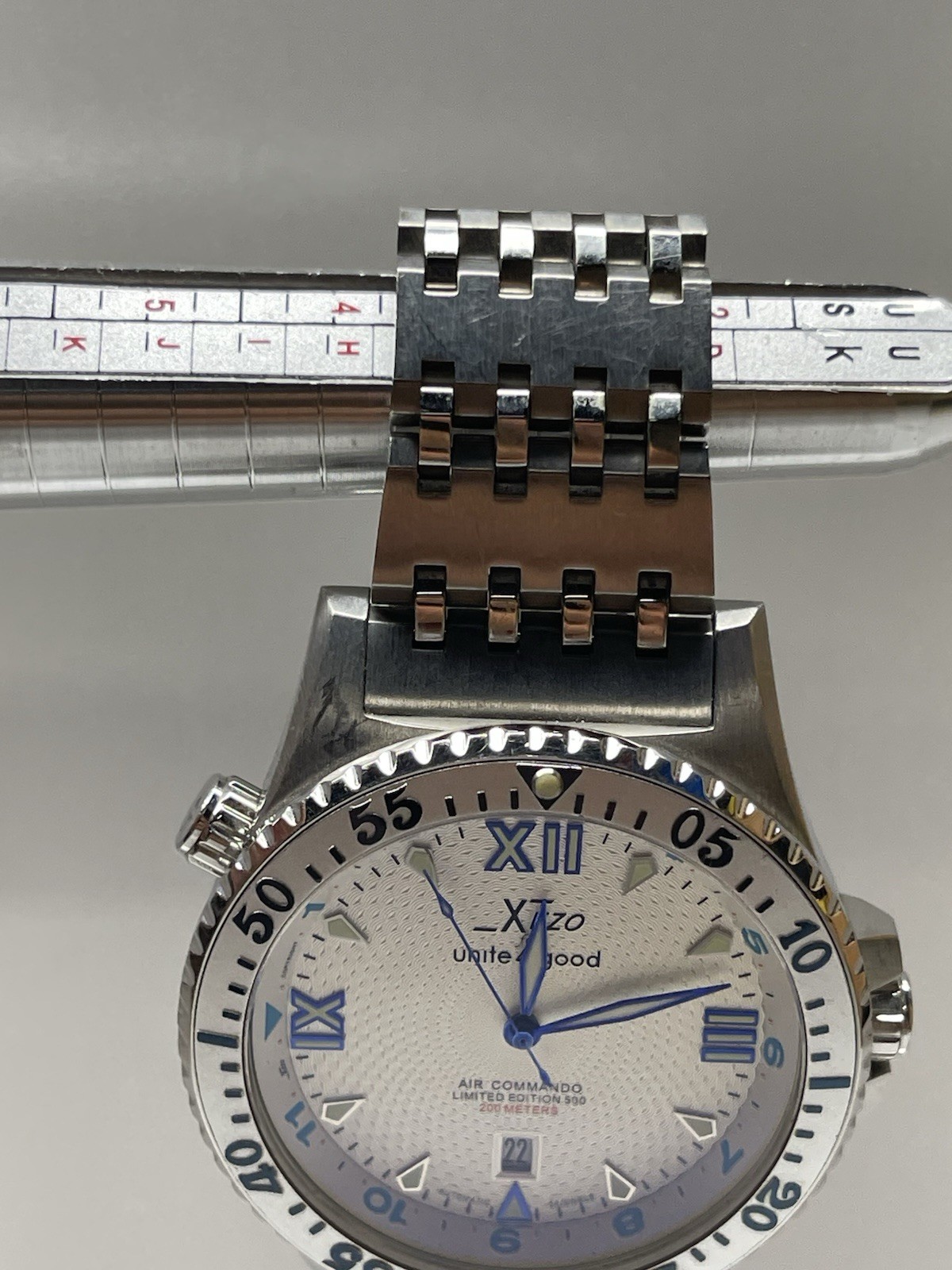 Men’s Xezo Air Commando 200M Swiss 26J Automatic Watch D45-SS Limited Edition