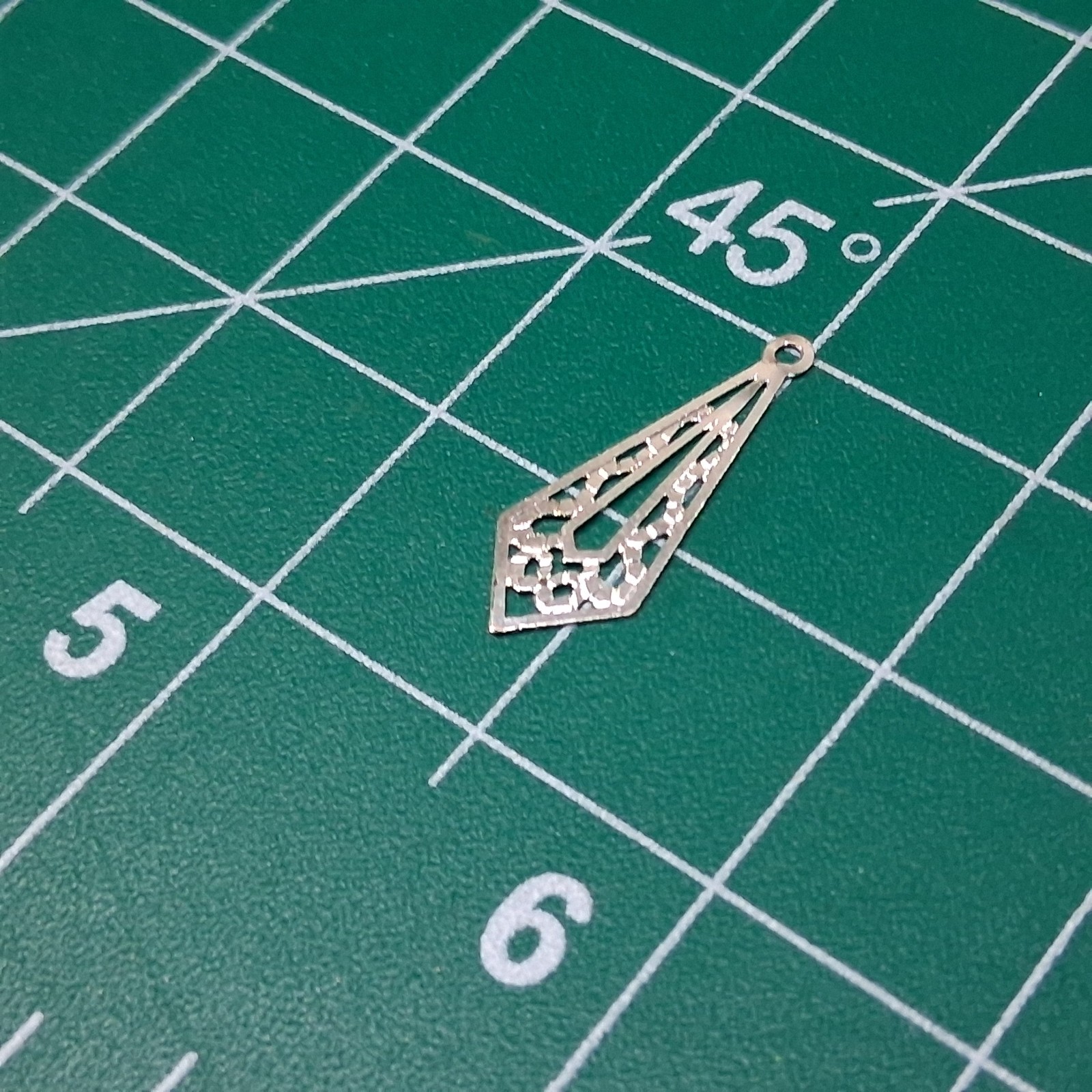 Vintage Polished Stamped Stainless Steel Neck Tie Shaped Teardrop Design Charm