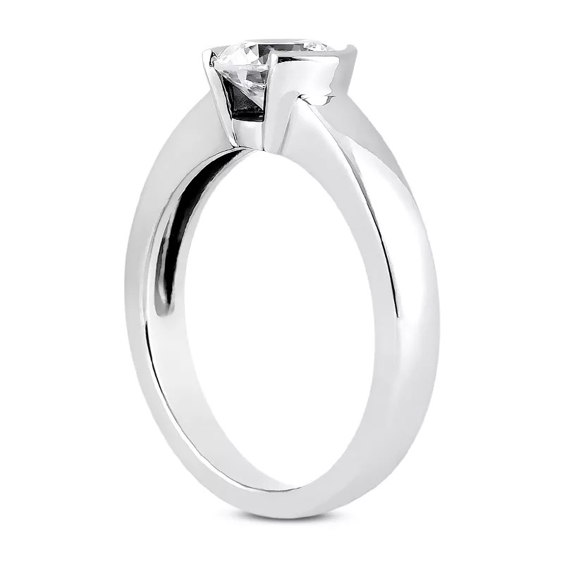 Solitaire Engagement Ring 14K Gold Classic Round 0.57 CT Lab-Grown Diamond E VS1