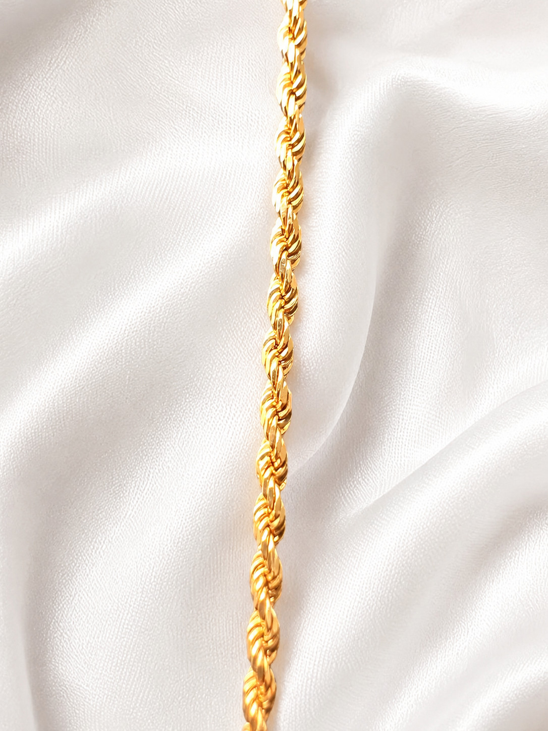14K Yellow Gold Diamond Cut Rope Chain 18″ 1.5mm 4.89g Safety Clasp