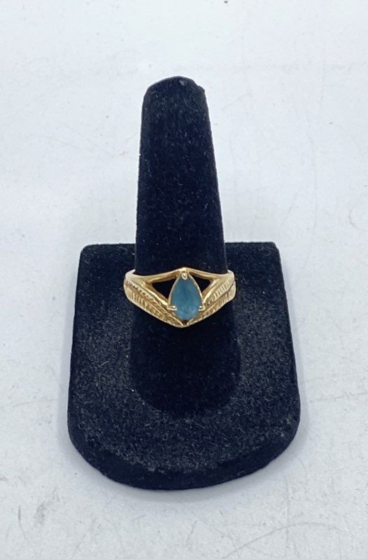 14K Yellow Gold Pear Cut Blue Gemstone Ring Feather Leaf Motif Size 5.5 4.1g