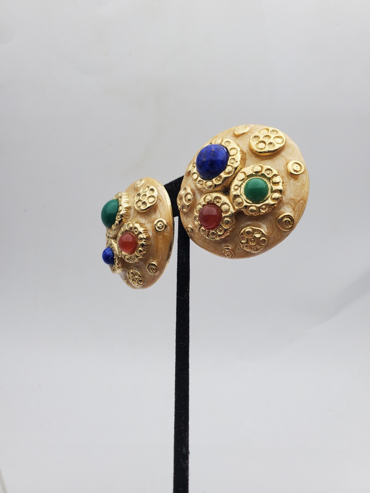 Vtg Mogul Earrings Colorful Cabs Enamel Red Blue Green Gold Tone 1.5″ Signed RLF