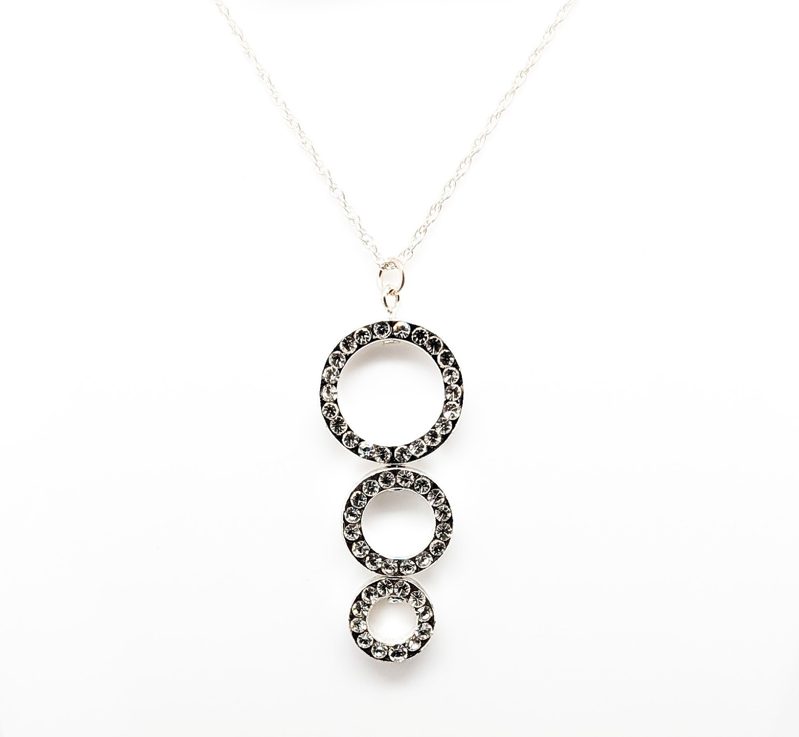 DESIGNER INSPIRED 18 in CLEAR MULTI CRYSTAL CIRCLE DROP SILVER TONE JEWELRY SET