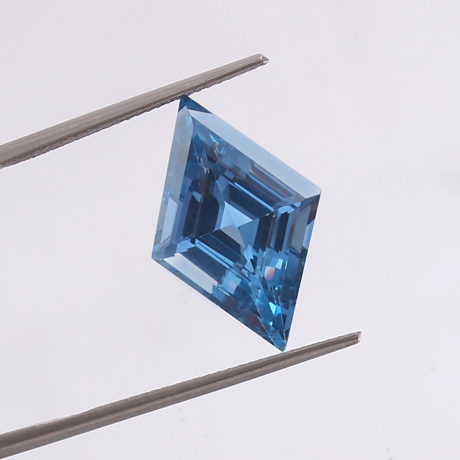20×13 MM AAA Excellent Top Quality Natural Aquamarine Kite Cut Loose Gemstone