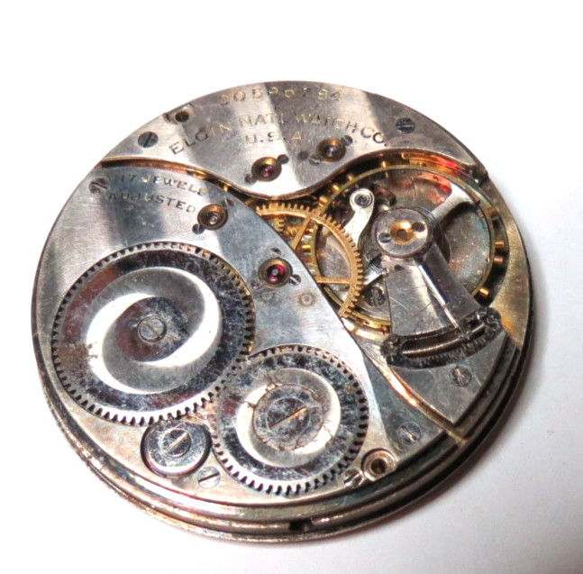 ANTIQUE 1927 ELGIN POCKET WATCH 17’J MOVEMENT BALANCE IS GOOD 39.7mm 4.8mm thick