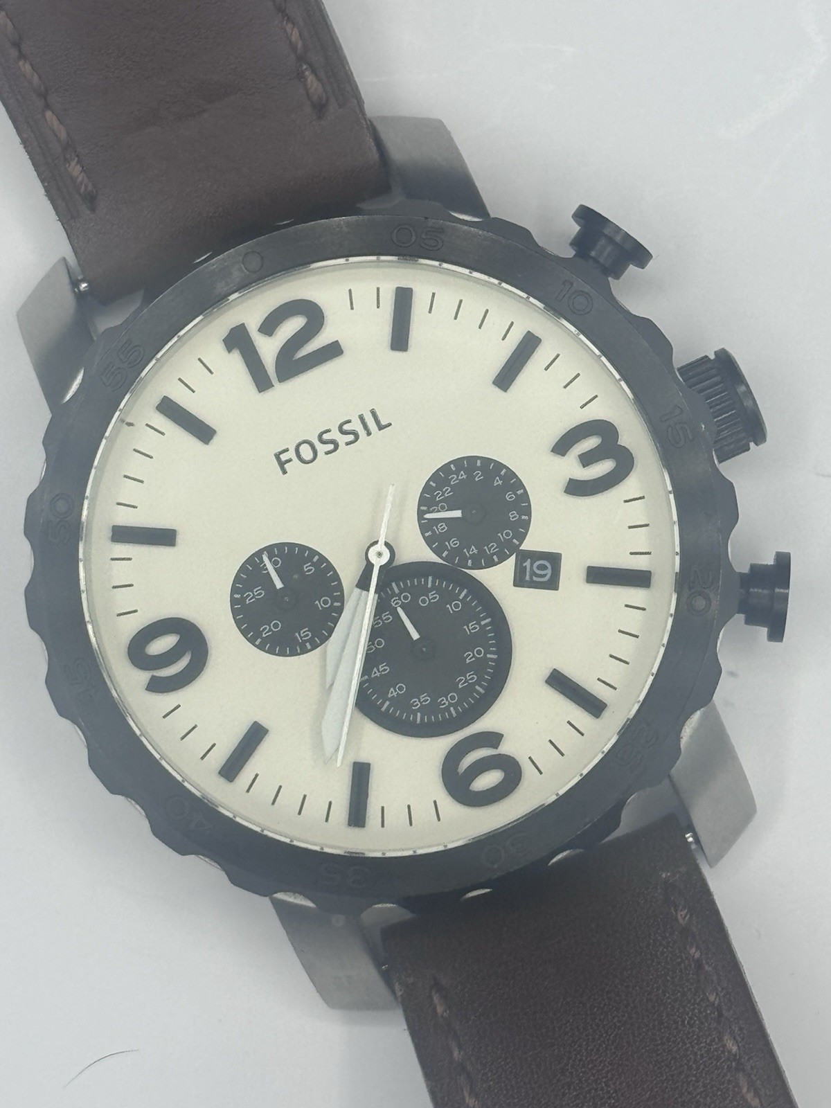 Fossil Nate JR1390 Men’s Chronograph Watch Cream Dial 50mm Brown Leather Strap