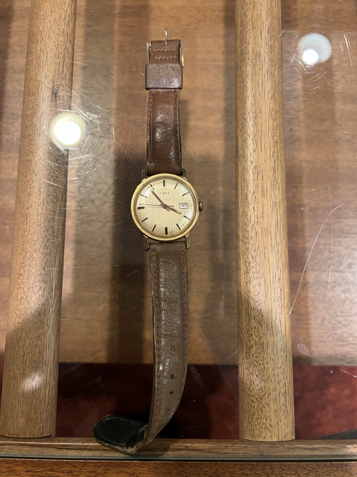 Vintage Timex Marlin Men’s Date Watch 16560 02576 Gold Mechanical Leather Band