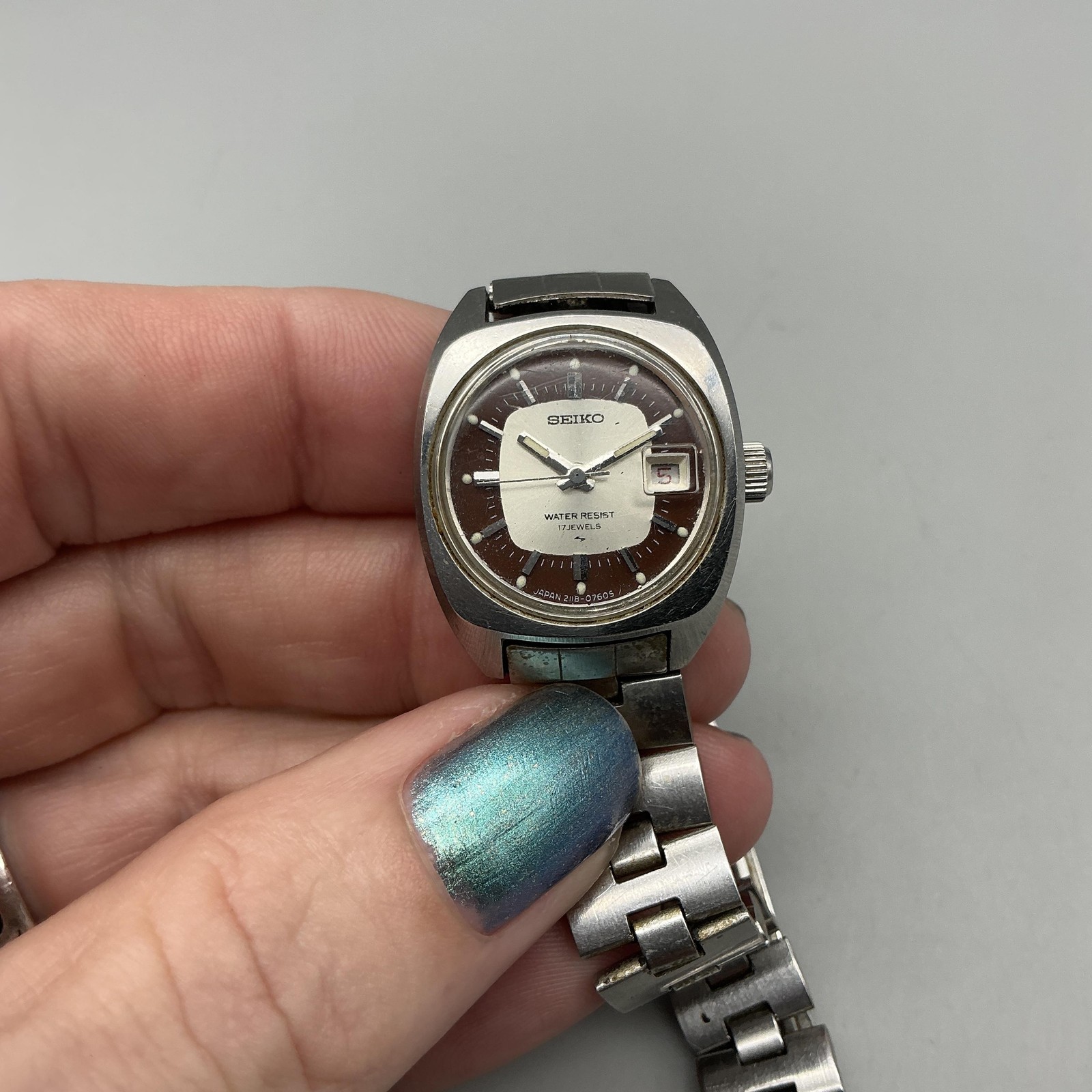 Vintage Seiko Womens Watch 23mm Brown Dial Manual Wind Date 2118-0490 5.5″