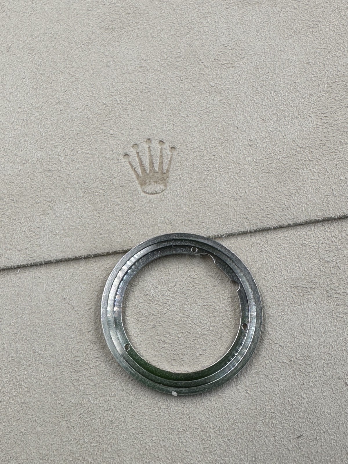 Genuine Rolex Day Date Cal 1555 and 1556 8015 Date Indicator Seating Watch Part