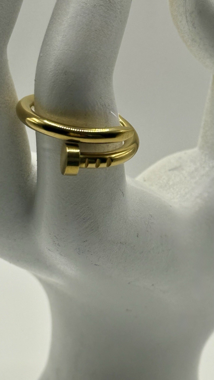 Gold Tone Twisted Nail Ring Size 8 – 4.7g Fashion Wrap Band – NWOT