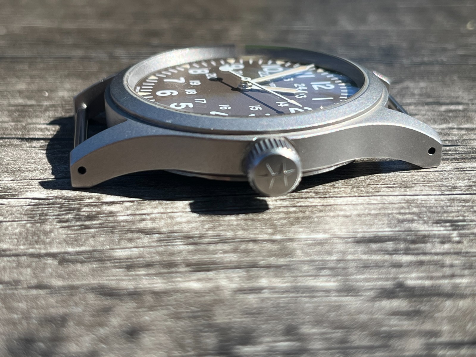 Hamilton Khaki Field Hand Wind Brown Dial 38mm H69439901
