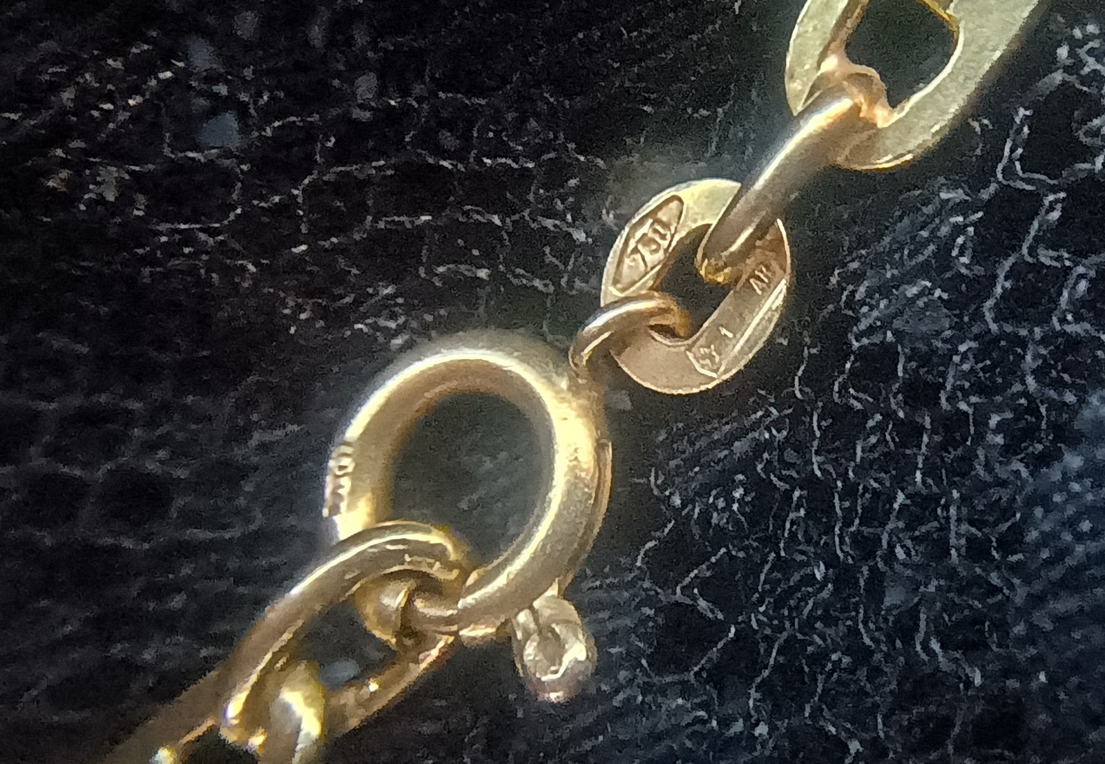 Vintage UnoAErre 18k Mariner Link Chain – 32″ Long – 30.35 Grams