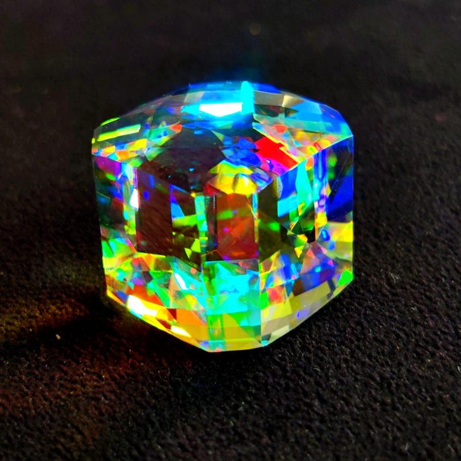 Certified 100 Ct Natural Rainbow Color Cube Cut Mystic Topaz Loose Gemstone