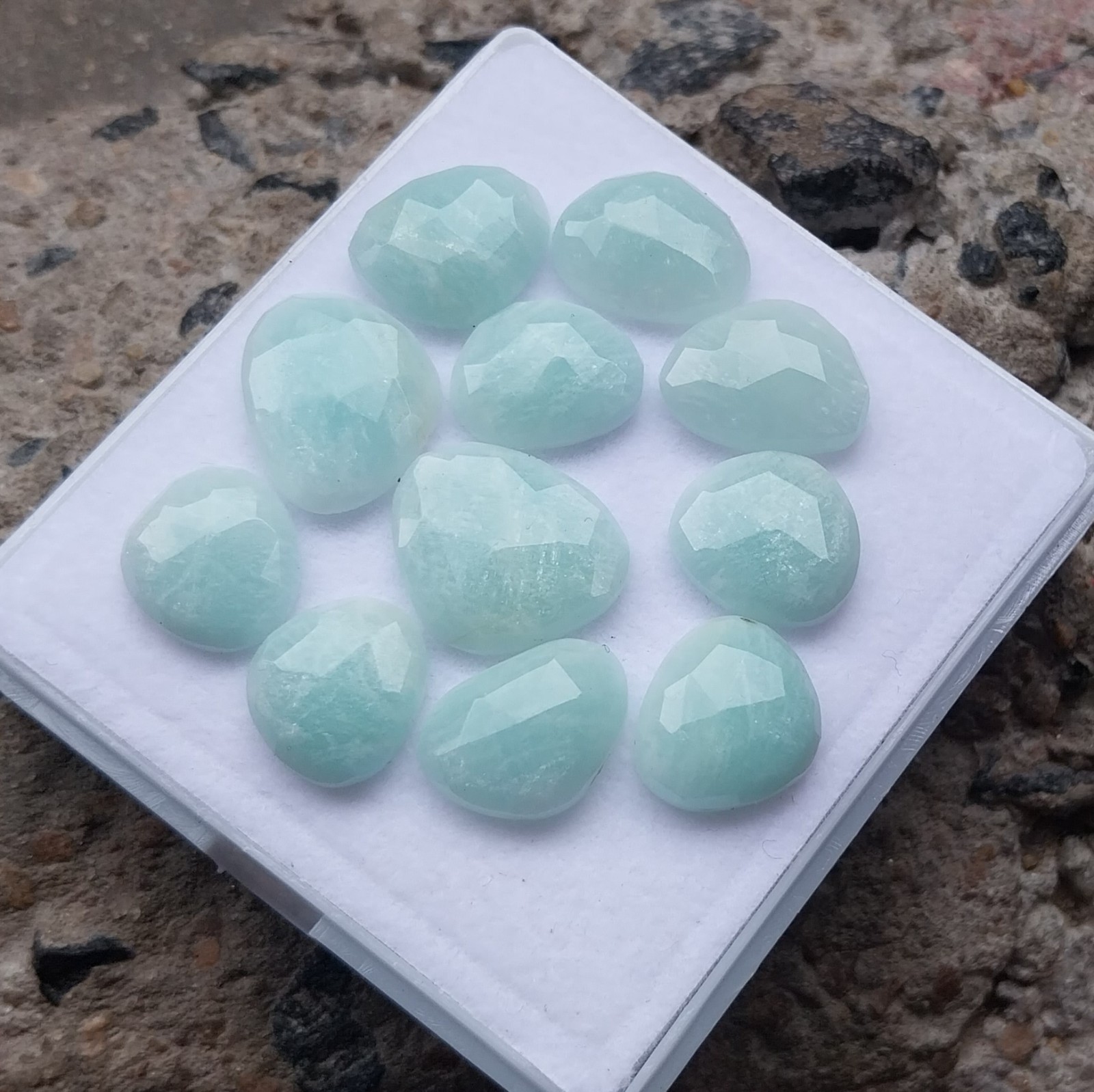 53.5 Ct 12×13-15×17.5 MM Natural Green Color Amazonite Rose Cut Shape 11 PCS lot