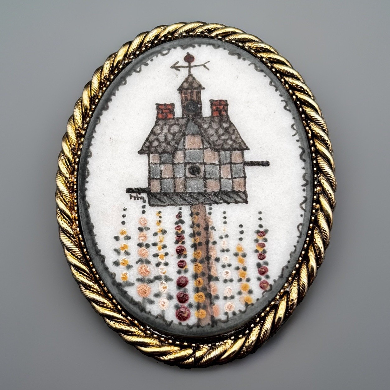 Vintage Porcelain BIRDHOUSE Brooch Pendant Hand Painted Gold Tone 1.75”