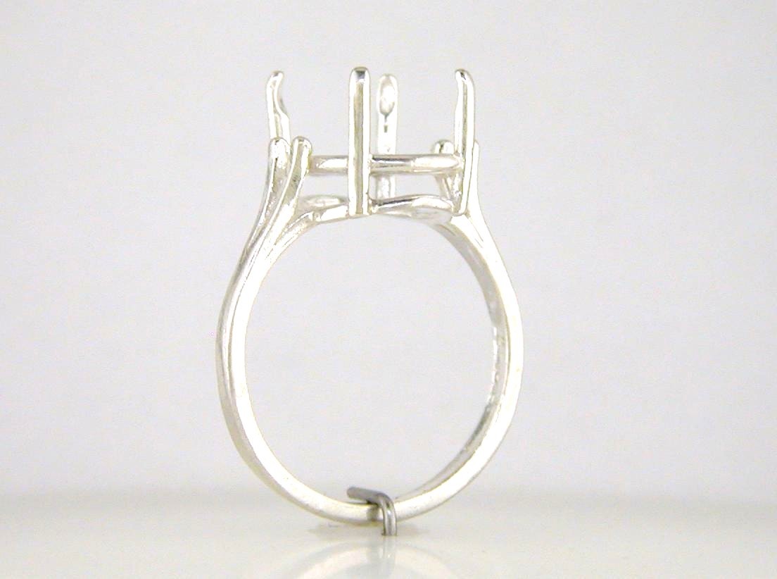 (11 x 9 mm – 14 x 12 mm) Oval 4 Prong Split Shank Ring Setting Sterling Silver