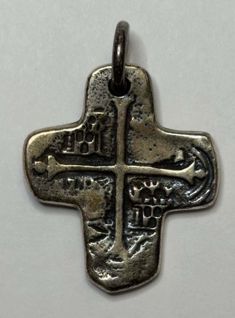 JAMES AVERY Retired PIECES OF EIGHT Cross Pendant Nice Toning ( Rare Piece ) BHE