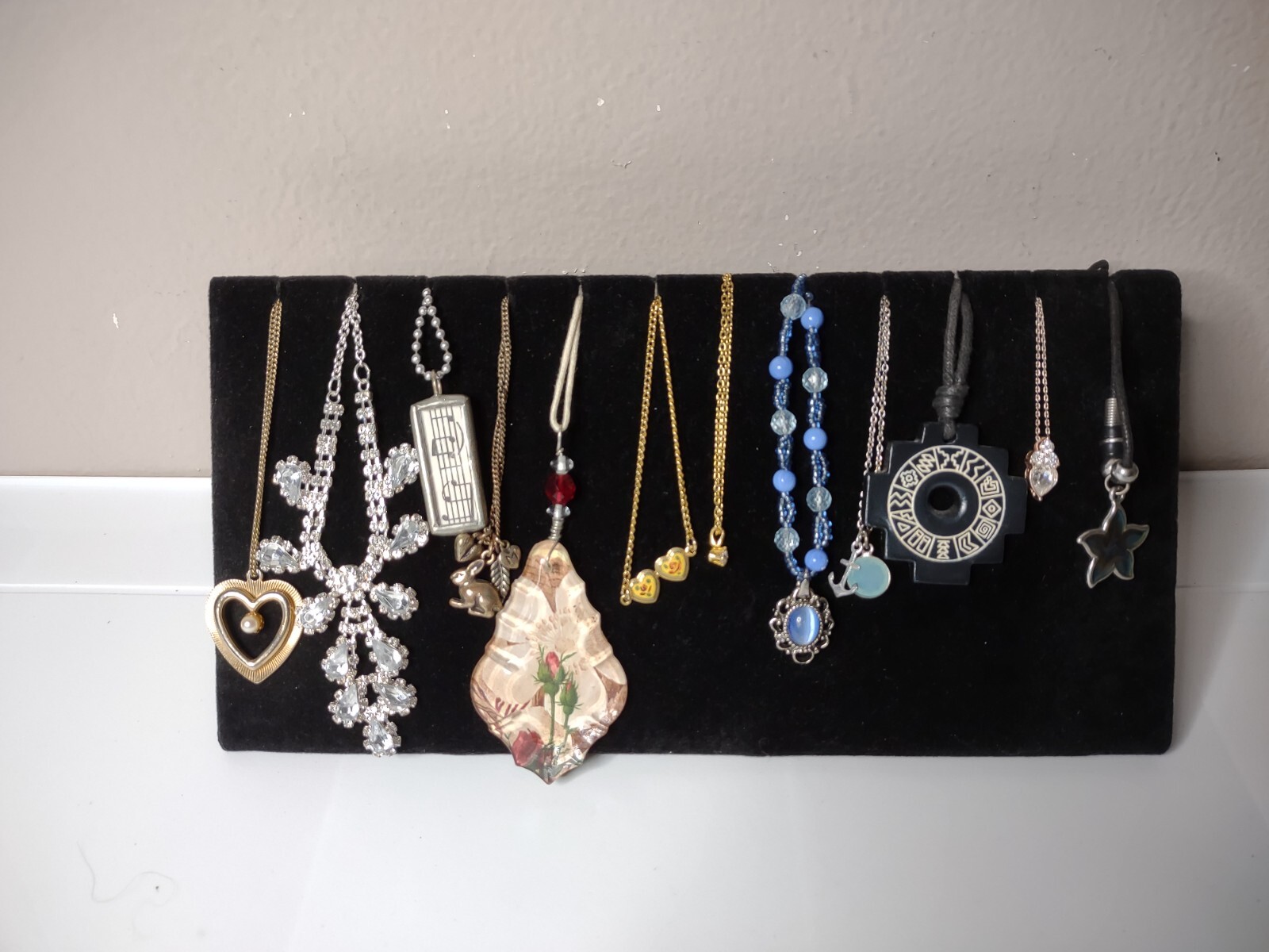 Lot Of 12 Pendant Necklaces Heart, Rabbit, Star, Anchor, Music Necklace Lot P33