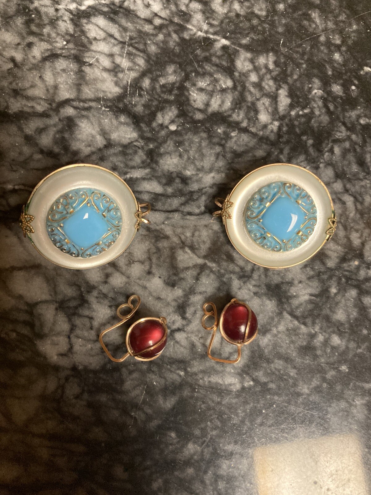 Hillcraft Vintage Earrings 2 pairs Turquoise And White Pearl/Red Pearl