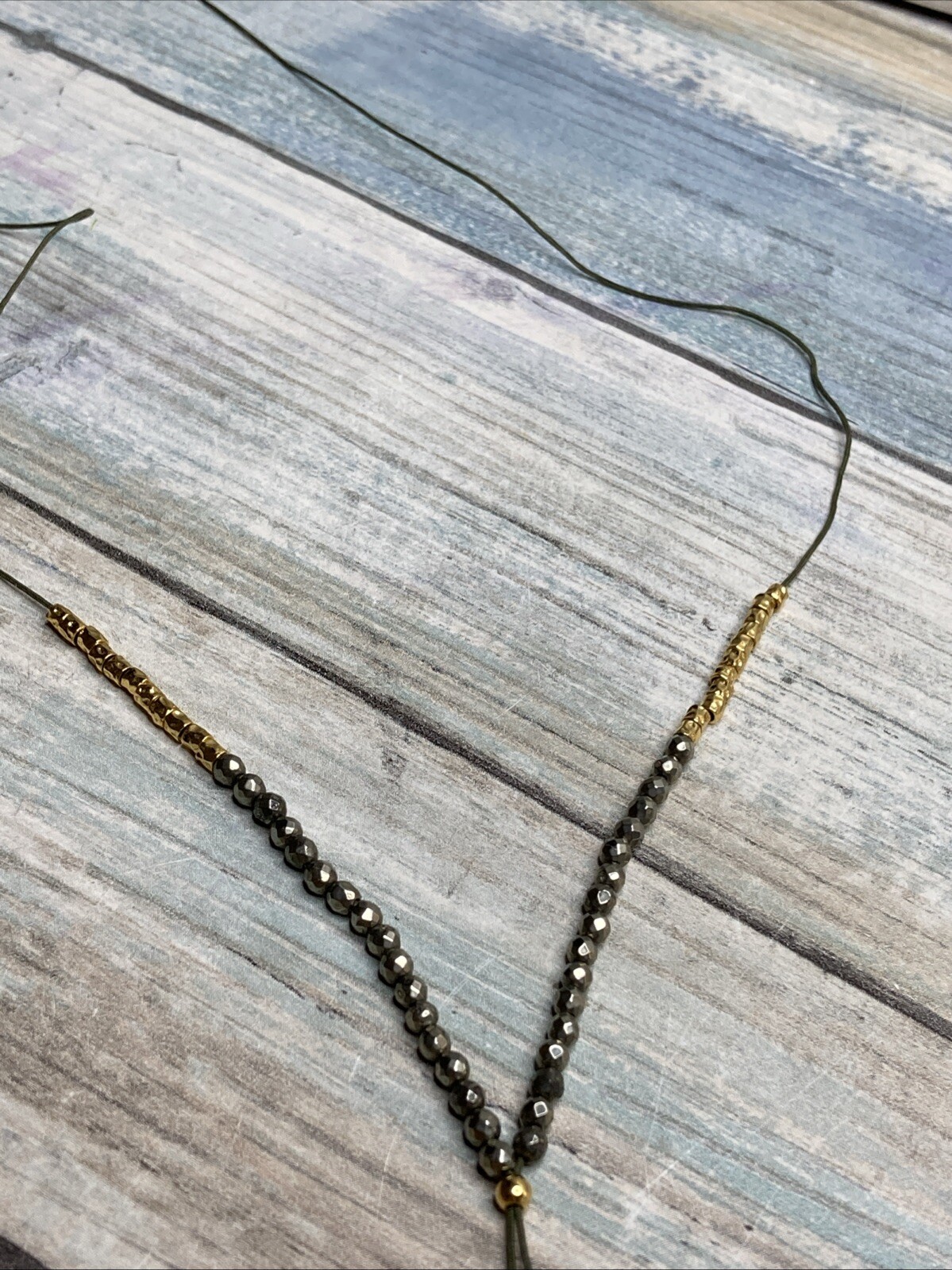 Dainty Crystals Beads Tassel Adjustable Necklace Cord Unbranded Gold Tone Gray