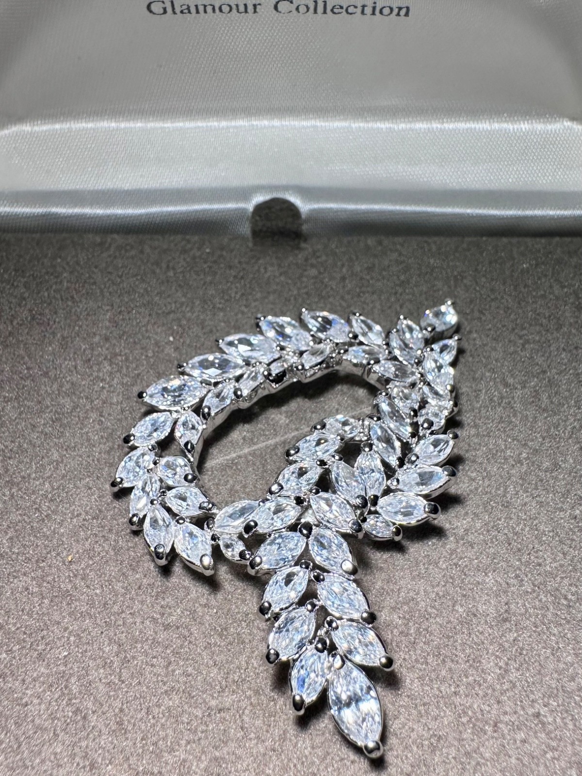 VTG Nolan Miller Glamour Collection Magical Marquise Knot Pin Red Carpet Bling