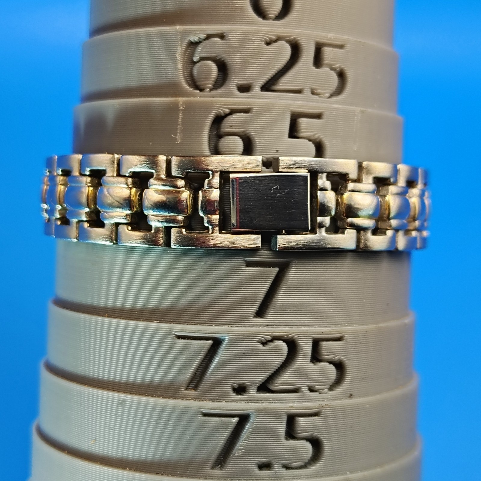 Vintage 1997 Collezio 29mm Women’s Japan Quartz Two Tone Dress Watch Restored