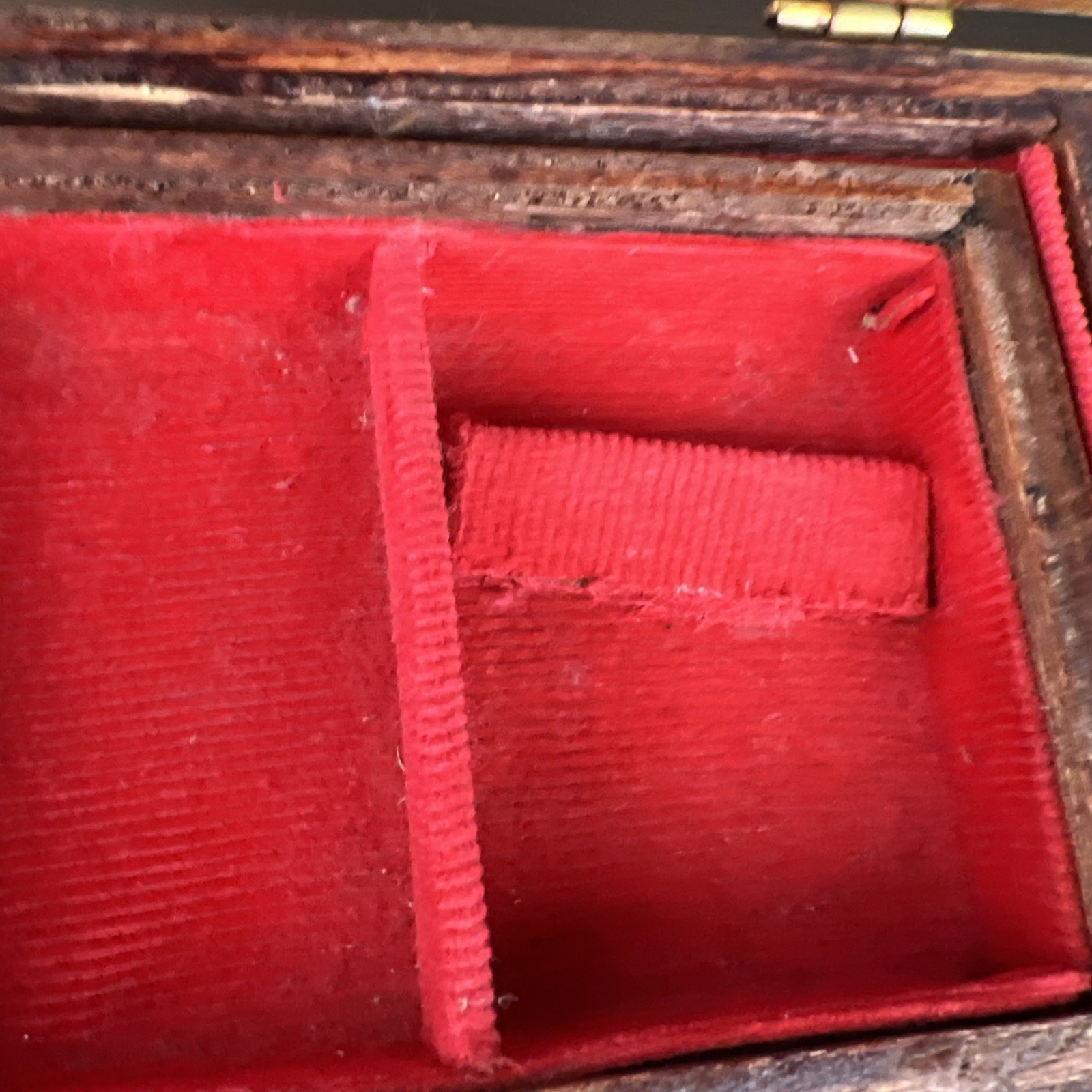 VTG Mid Century Castle Wooden Jewelry Box Red Velvet Lined 13.5″ Medieval Patina