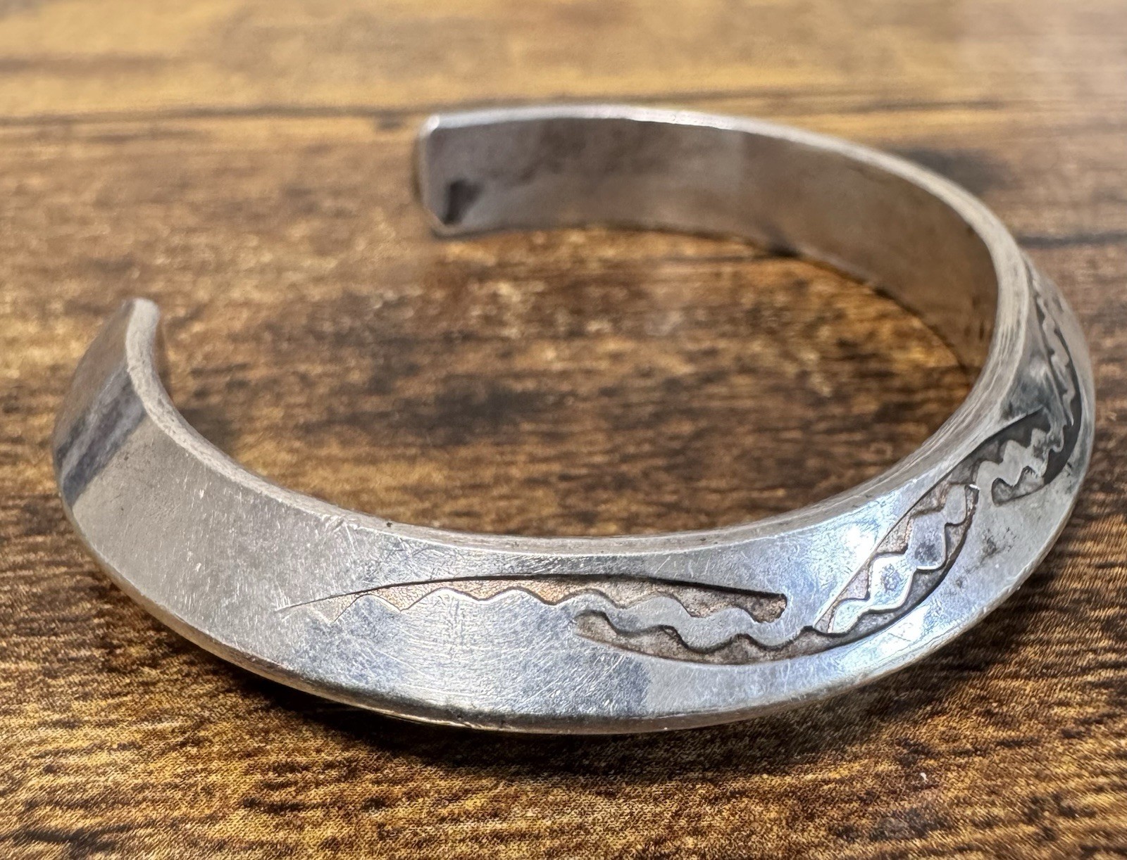 Southwestern American Ingot Silver Carinated Cuff Bracelet – 50g – Early Vtg